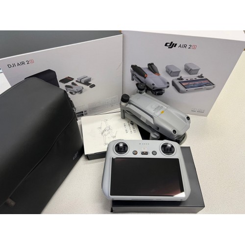 Квадрокоптер DJI AIR 2S Fly More Combo (пульт DJI RC с экраном) в Арзамасе